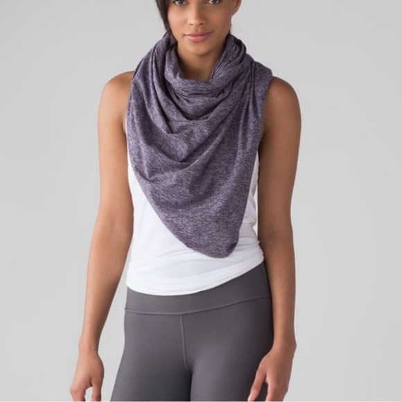 Lululemon Lab circle scarf - Picture 2 of 8